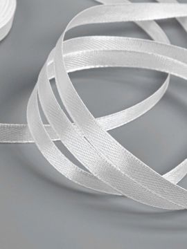 Лента атласная 6мм 23м белая 1/10