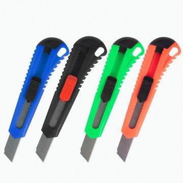 Нож канцелярский 18мм универсальный фиксатор европодвес Brauberg 1/