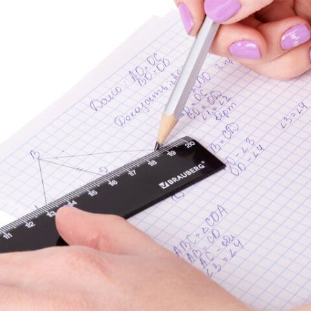 Линейка 20см пластиковая черная BRAUBERG 1/96