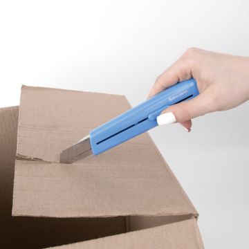 Нож канцелярский 18мм с автофиксатором блистер BRAUBERG Delta 1/12 (Клиент)