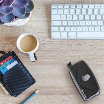 Дырокол на 10листов пластиковый черный Original Brauberg 1/12