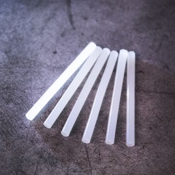 Клеевые стержни диаметр 7 мм длина 100 мм белые комплект 6 шт BRAUBERG 1/200